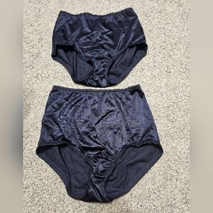 Vanity fair panties medium set of 2